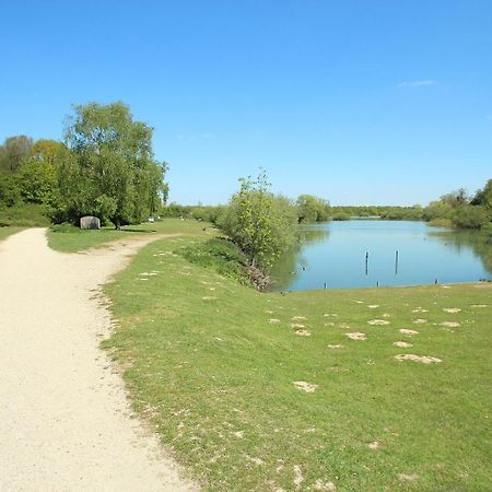 Appart'City Village Trappes Buitenkant foto