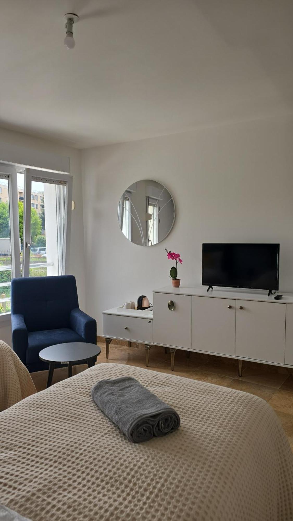 Appart'City Village Trappes Buitenkant foto
